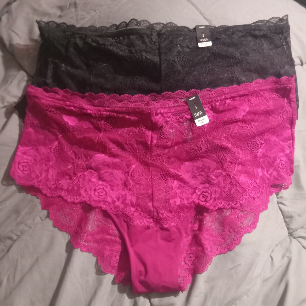 NWT Lot Of 2 Torrid Floral Lace Open Back Cheeky Panties Fushia/Black (18-20)